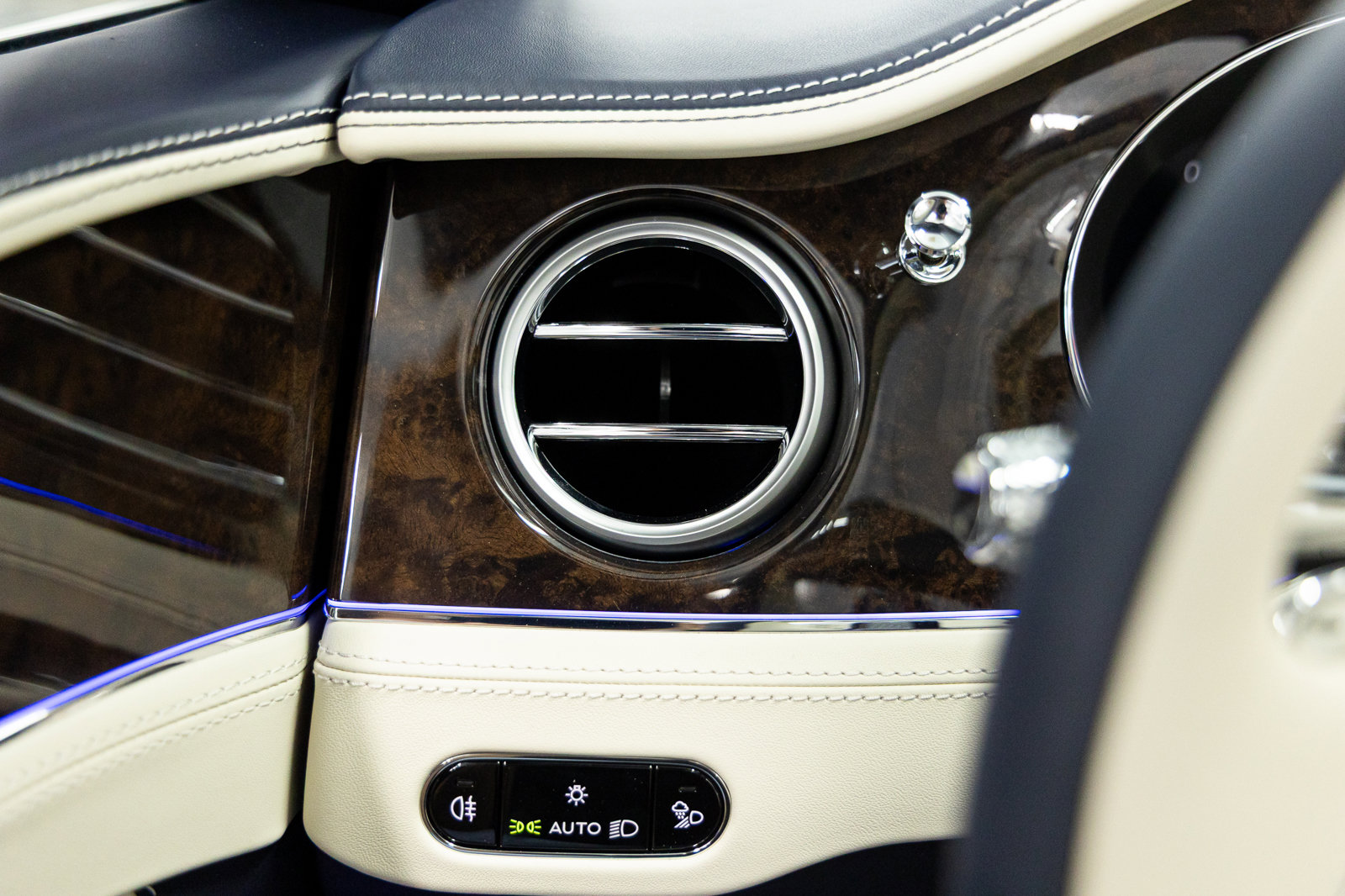 New 2026 Bentley Continental GT Azure AWD/4WD image 42