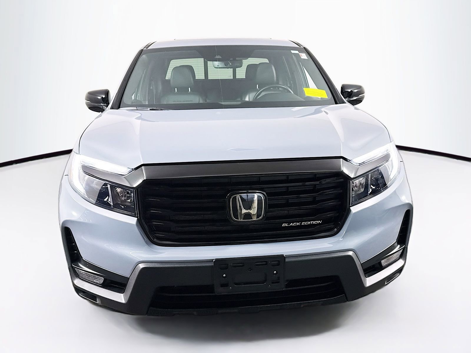 Used 2023 Honda Ridgeline Black Edition image 2