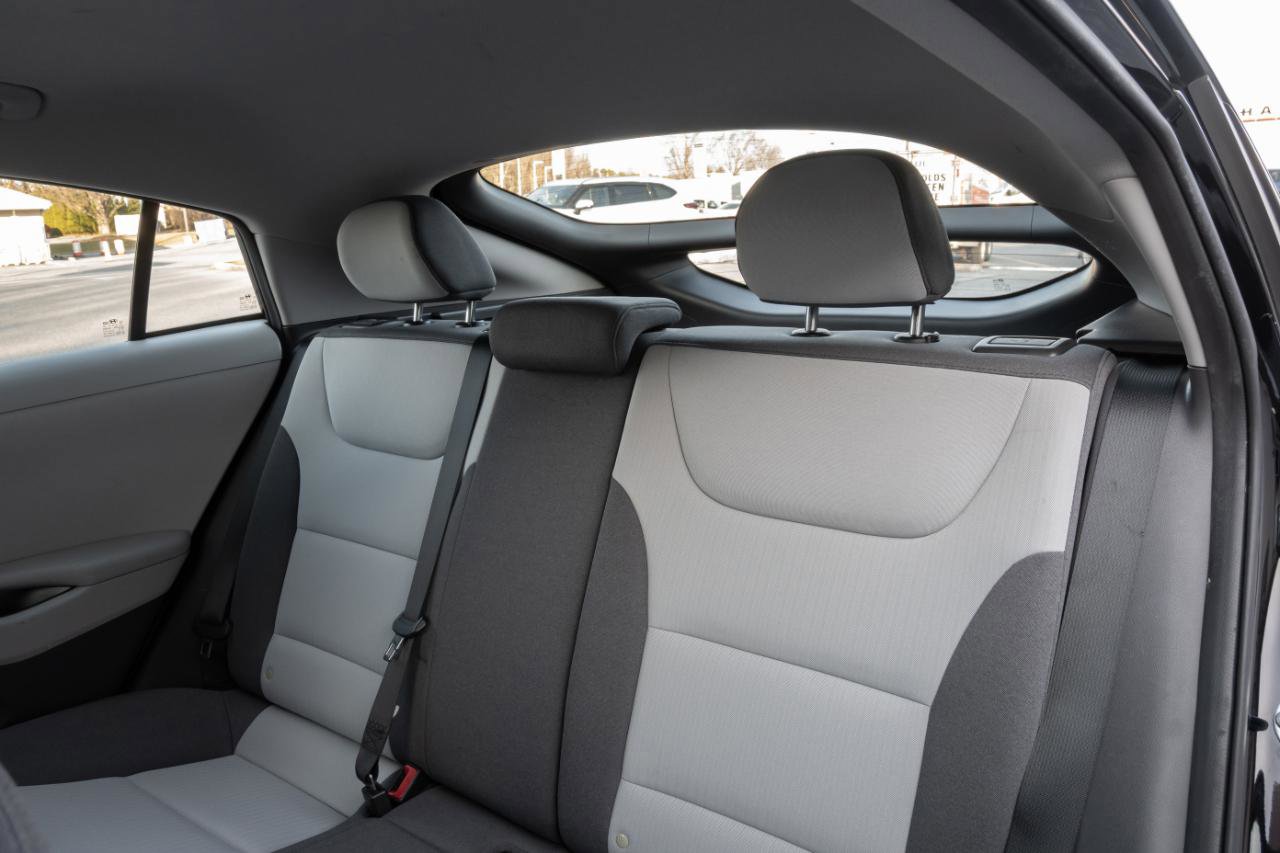 Used 2020 Hyundai Ioniq Blue FWD image 18