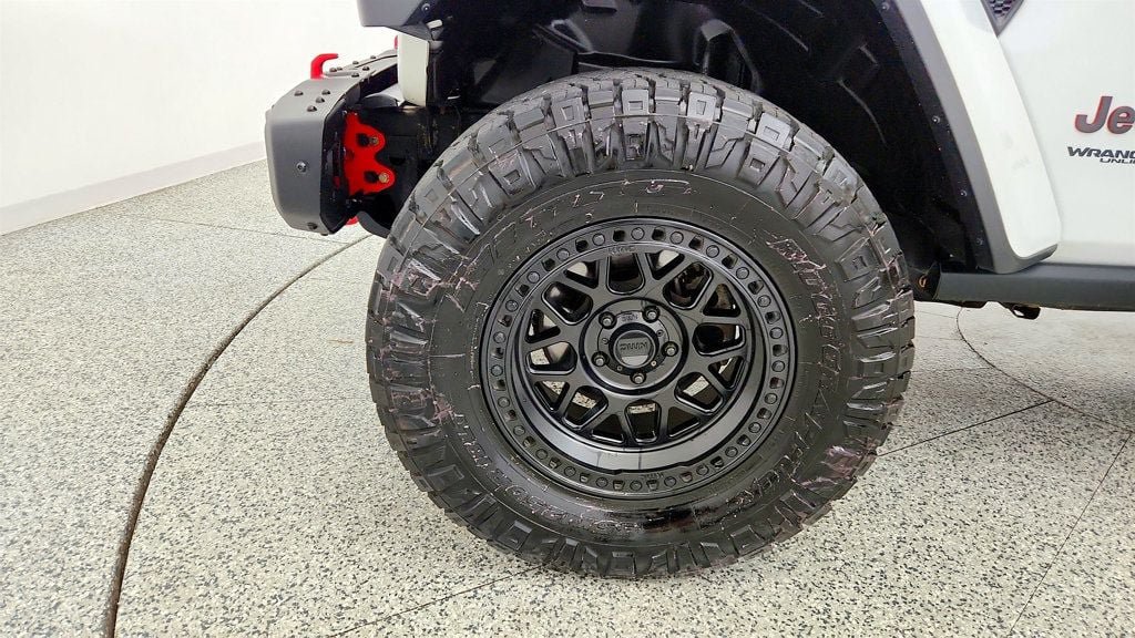 Used 2018 Jeep Wrangler Unlimited Rubicon AWD/4WD image 9