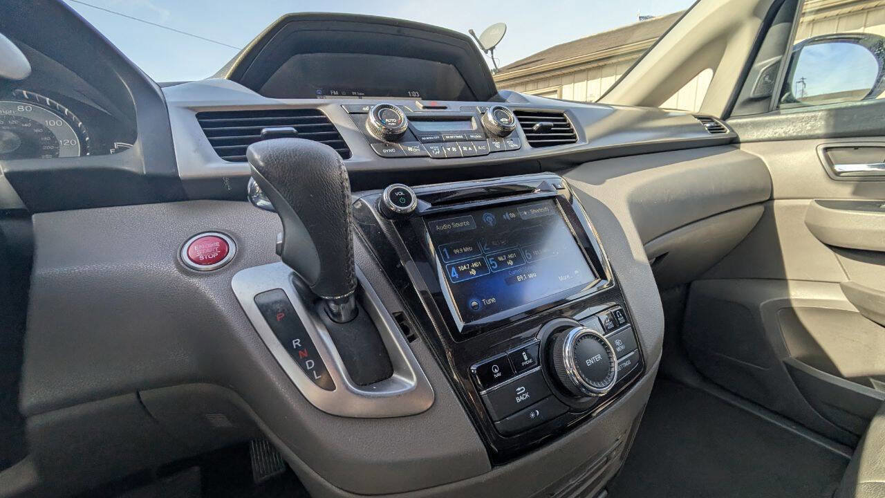 Used 2016 Honda Odyssey Touring Elite image 32