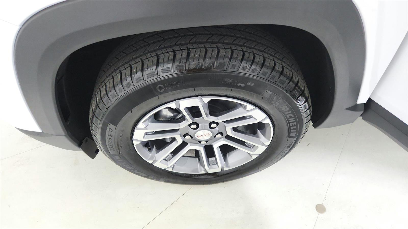 Used 2026 GMC Terrain Elevation image 43