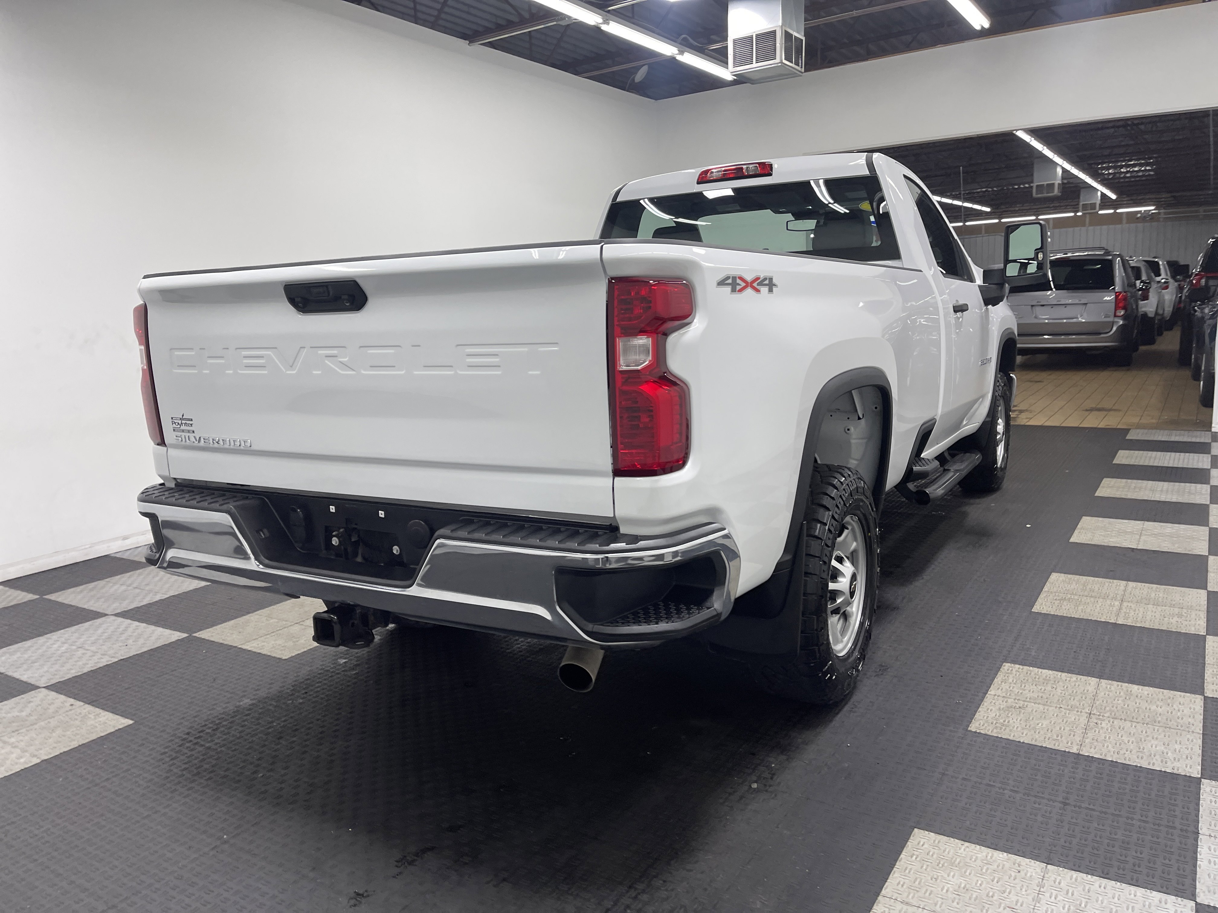 Used 2025 Chevrolet Silverado 2500 W/T w/ WT Convenience Package image 5