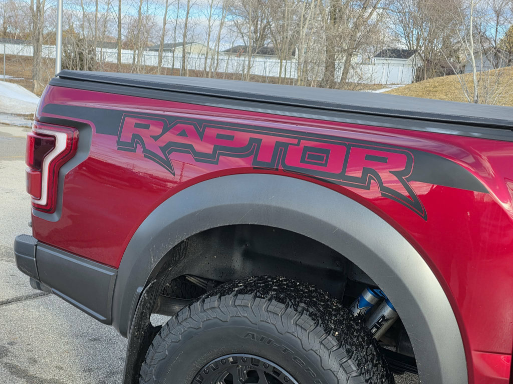 Used 2018 Ford F150 Raptor w/ Equipment Group 801A Mid image 5