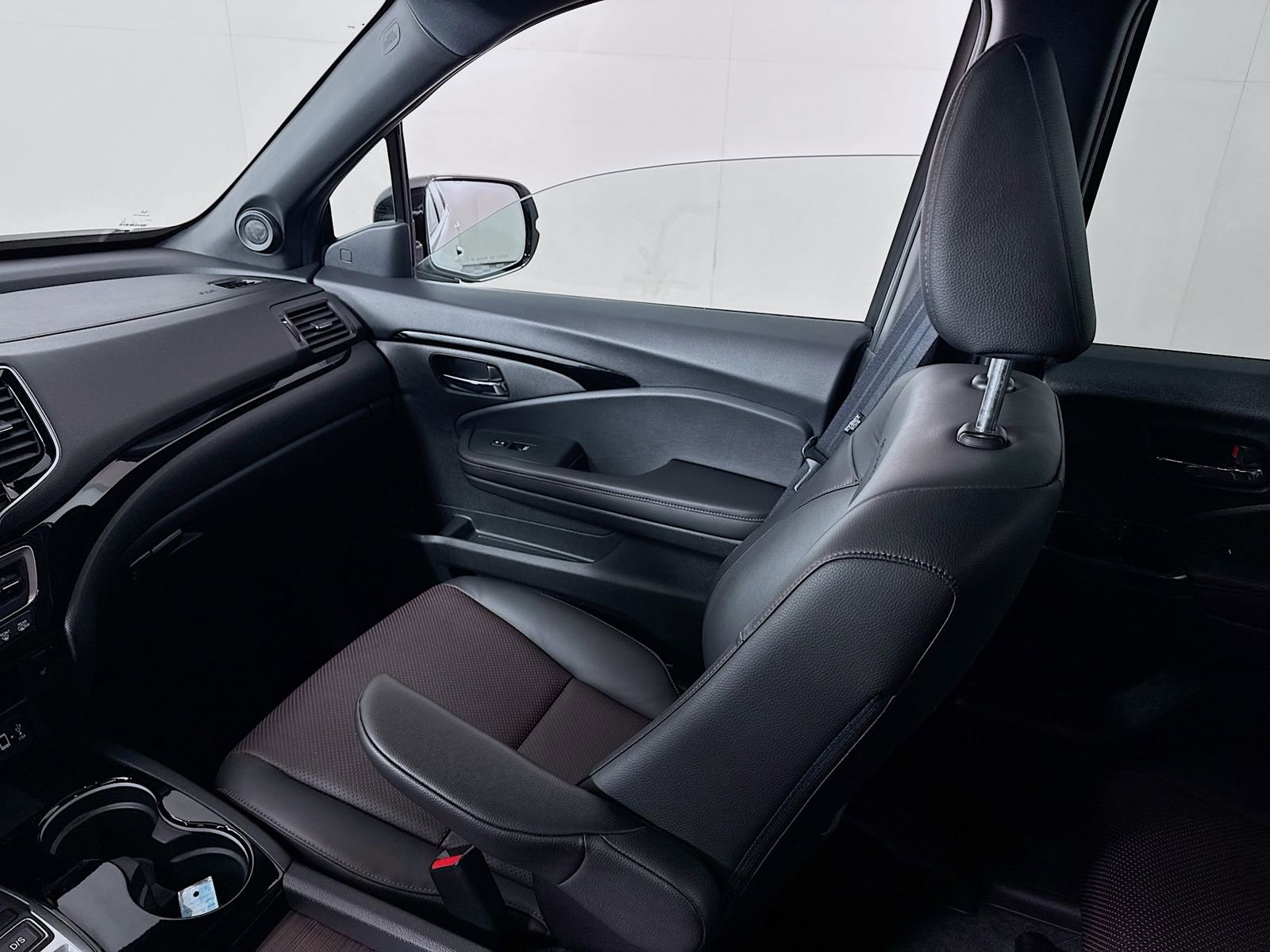 Used 2023 Honda Ridgeline Black Edition image 14