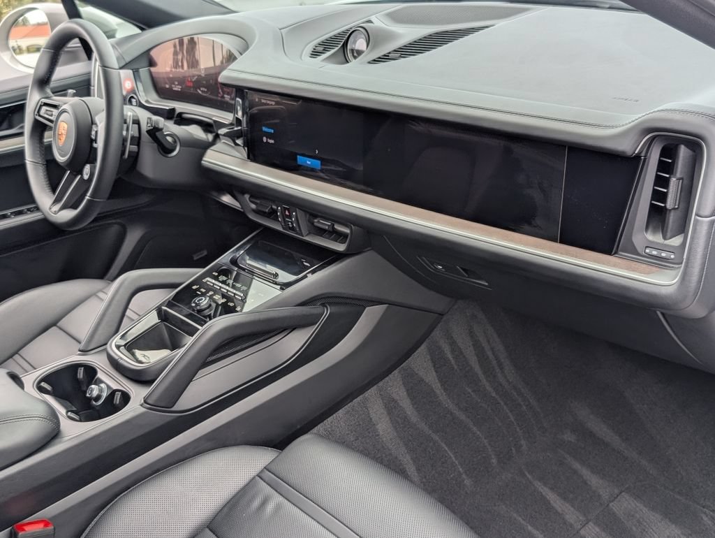 Certified 2026 Porsche Cayenne S AWD/4WD image 13