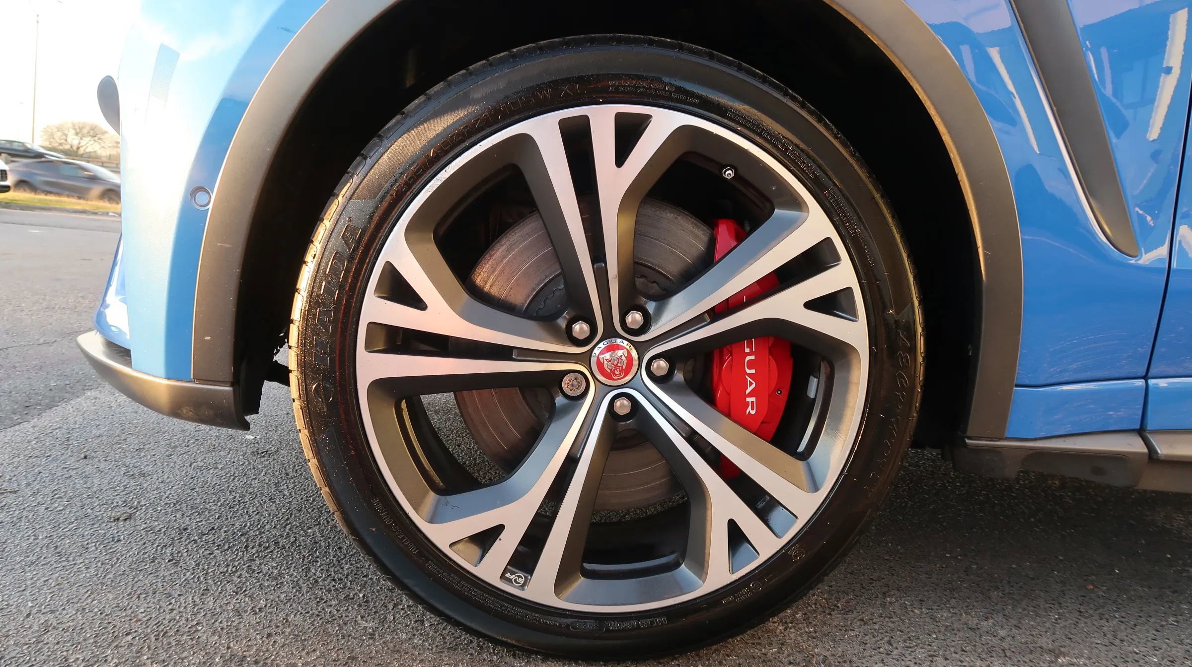Used 2019 Jaguar F-PACE SVR AWD/4WD image 59