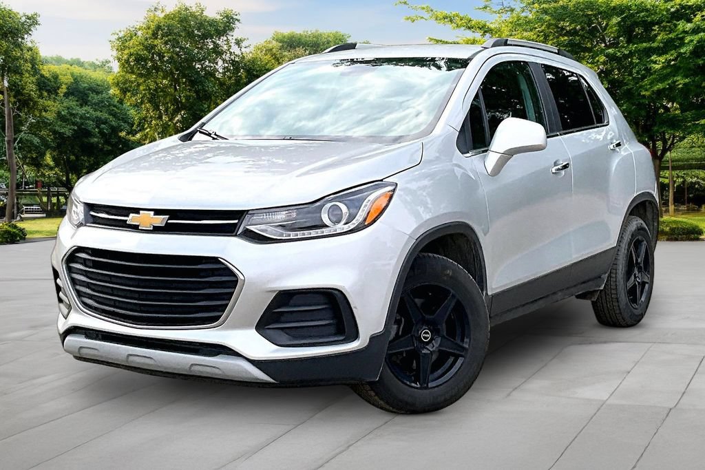 Used 2018 Chevrolet Trax LT w/ LT Convenience Package AWD/4WD image 11