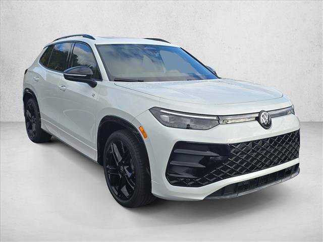 New 2026 Volkswagen Tiguan SE R-Line image 9