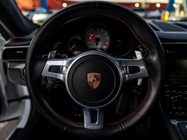 Used 2015 Porsche 911 GT3 w/ Carbon Interior Package image 6