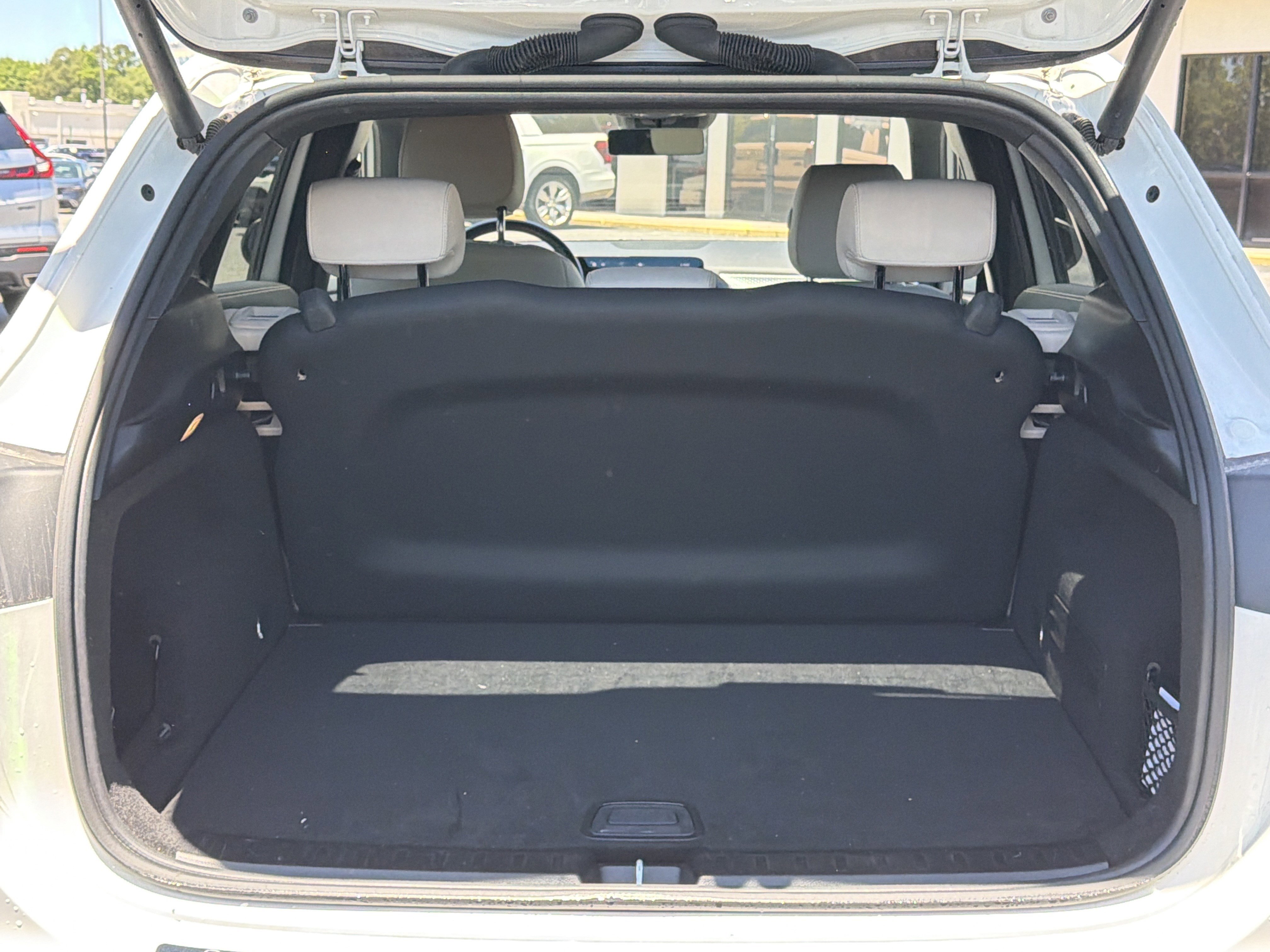 Used 2025 Mercedes-Benz GLA 250 image 23