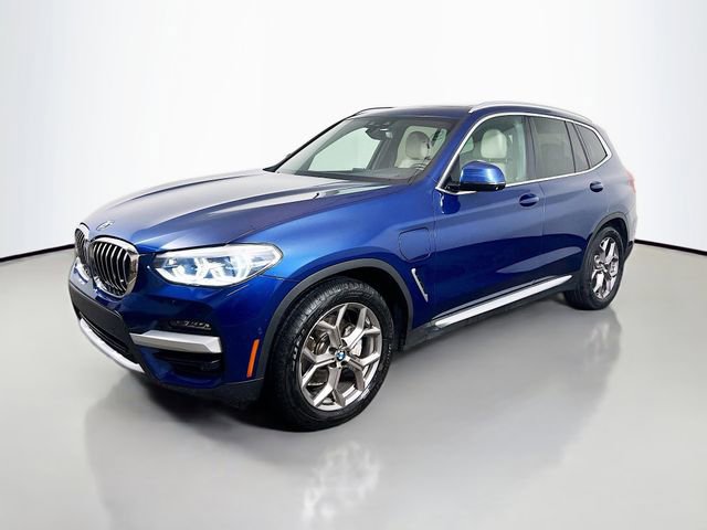 Used 2021 BMW X3 xDrive30e w/ Executive Package image 5