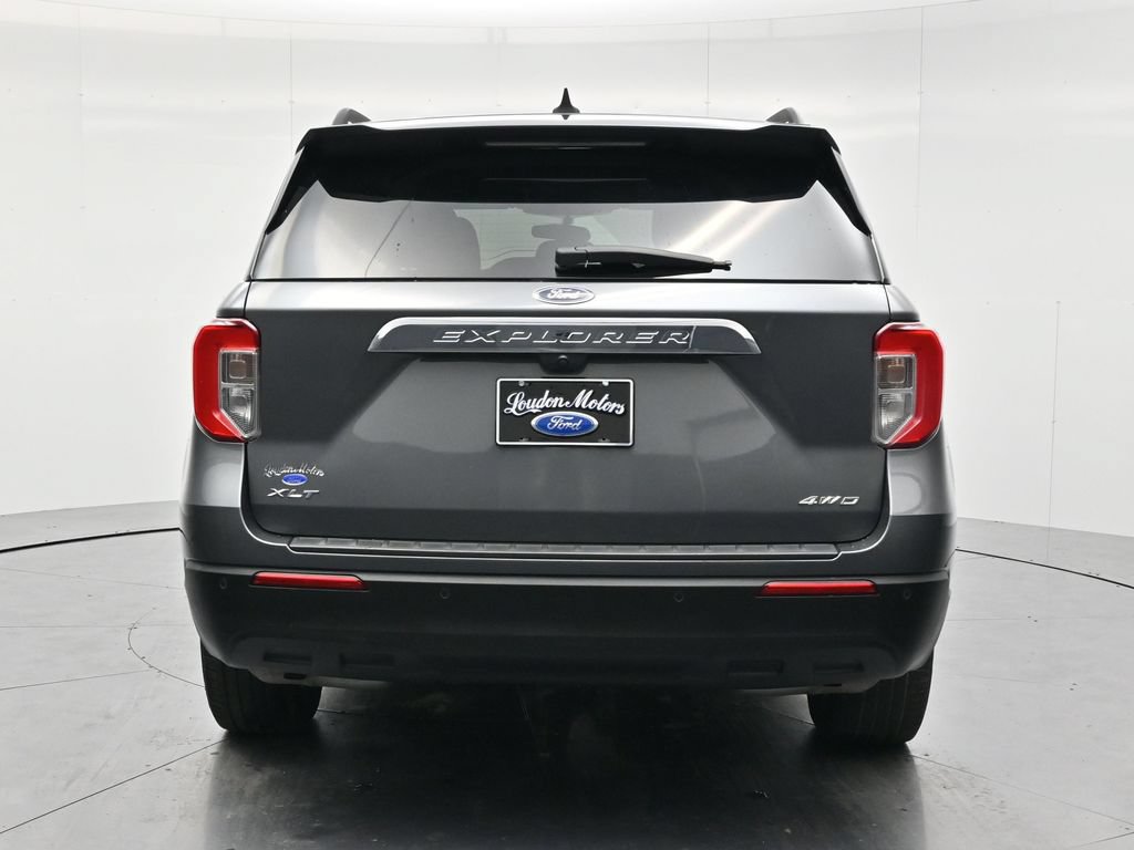 Used 2023 Ford Explorer XLT AWD/4WD image 6