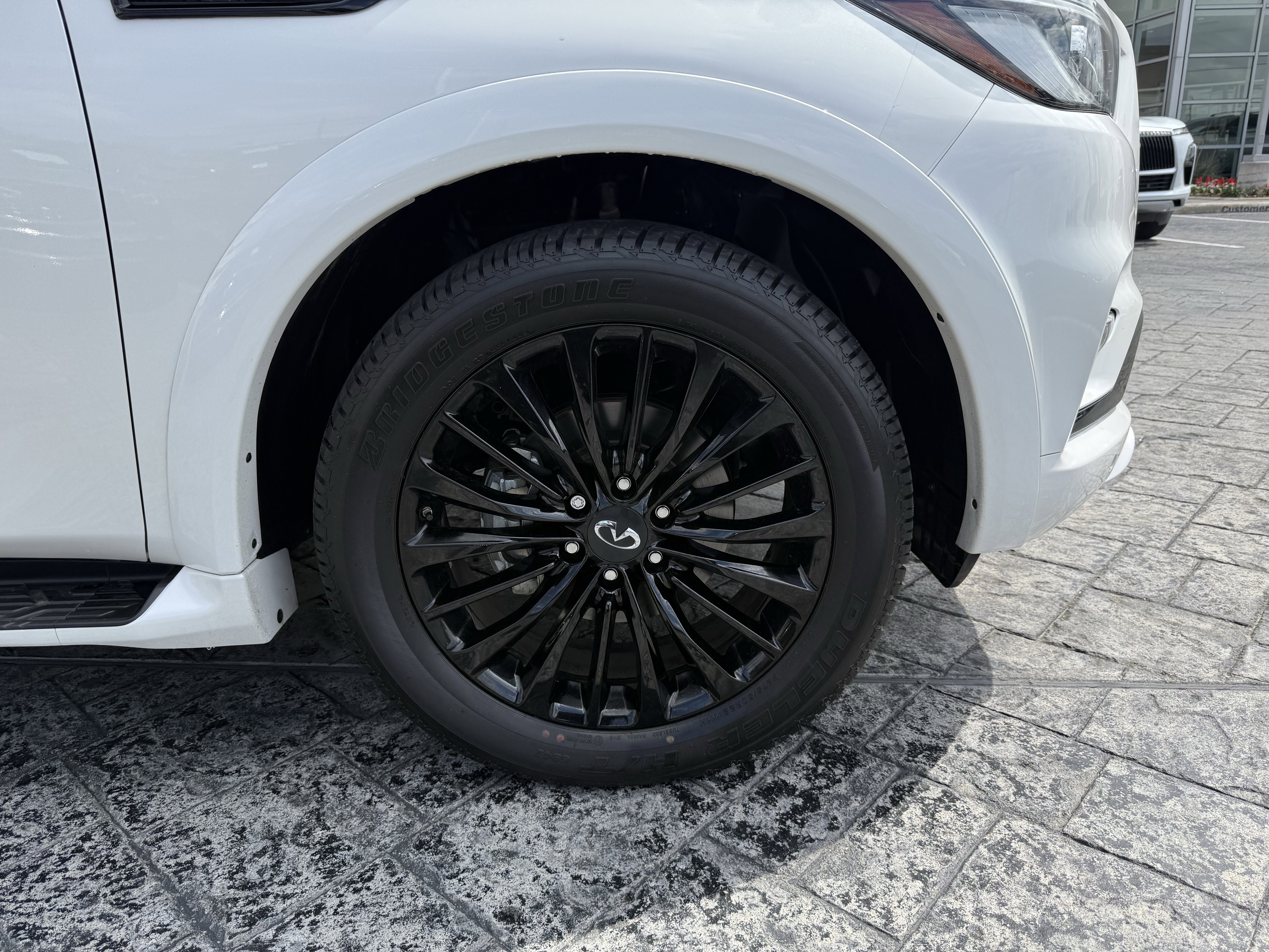 Certified 2023 INFINITI QX80 Sensory w/ Cargo Package image 9