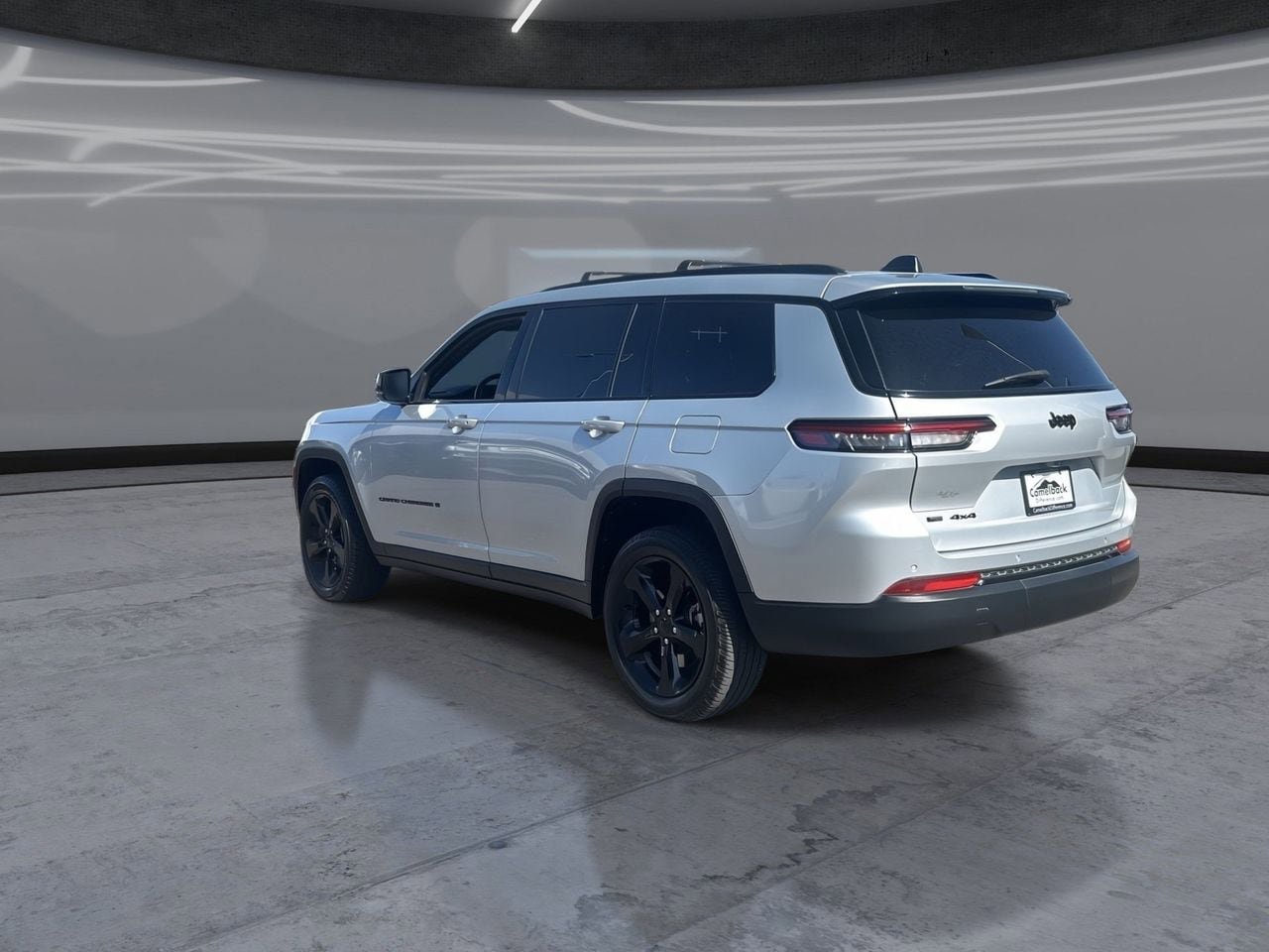Used 2022 Jeep Grand Cherokee L Laredo AWD/4WD image 4