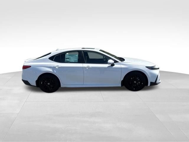 New 2026 Toyota Camry SE image 7