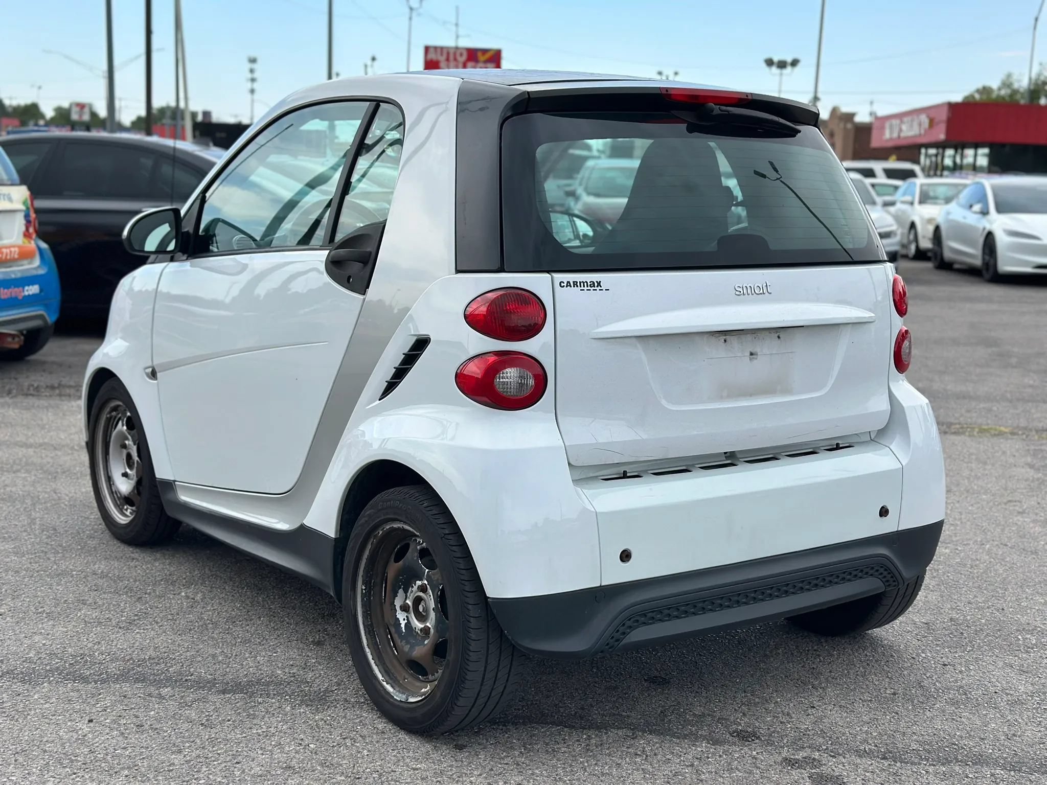 Used 2015 smart fortwo pure RWD image 7