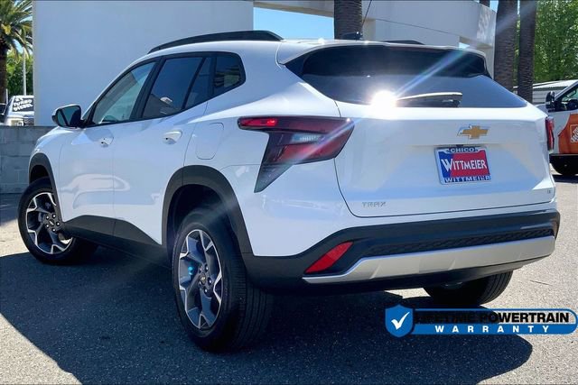 New 2025 Chevrolet Trax LT w/ Driver Confidence Package FWD image 3