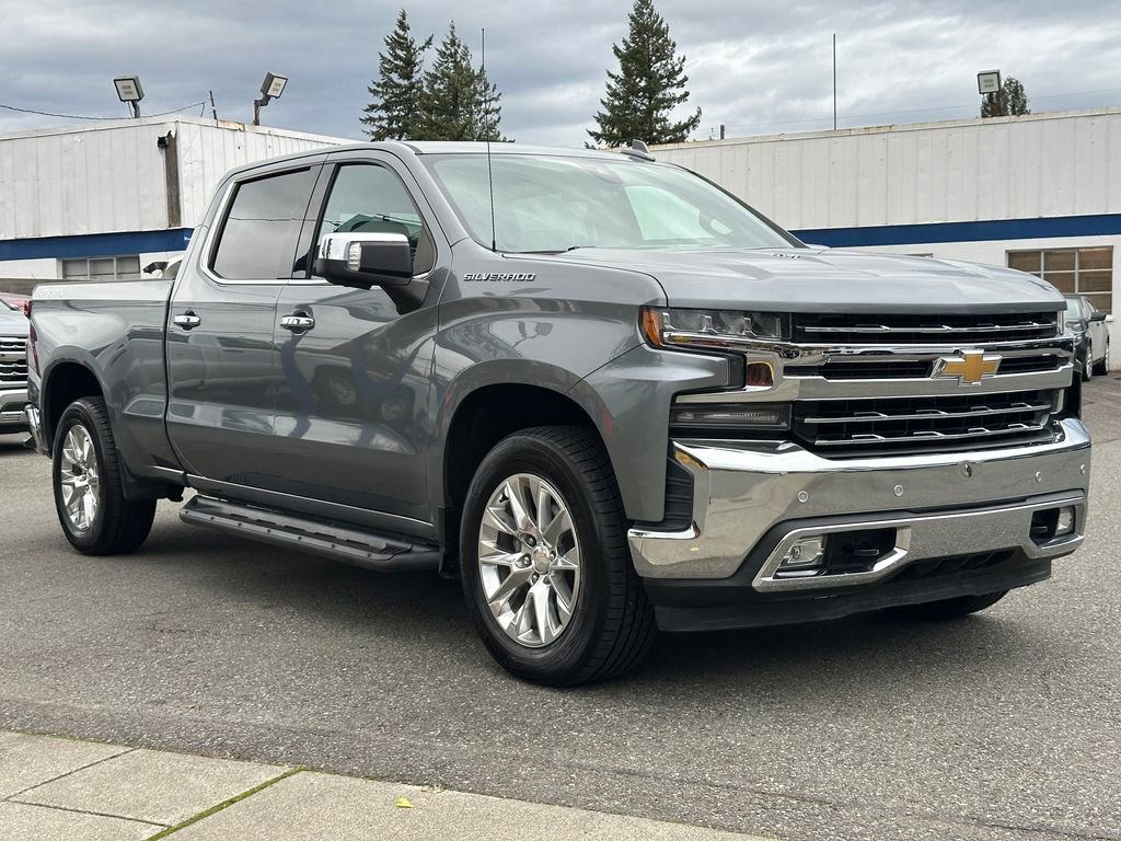 Used 2019 Chevrolet Silverado 1500 LTZ w/ LTZ Premium Package AWD/4WD image 4