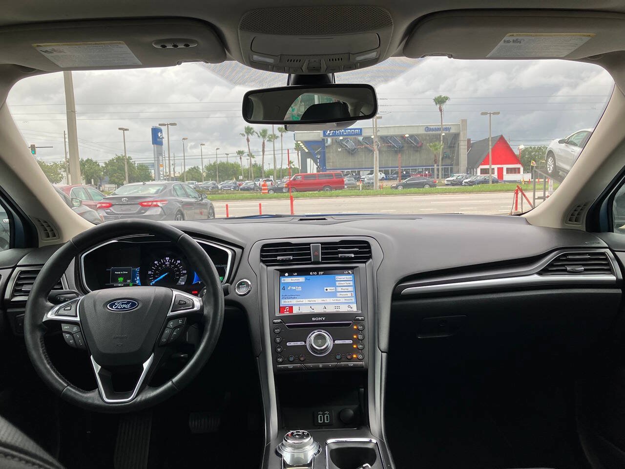Used 2019 Ford Fusion Titanium FWD image 18