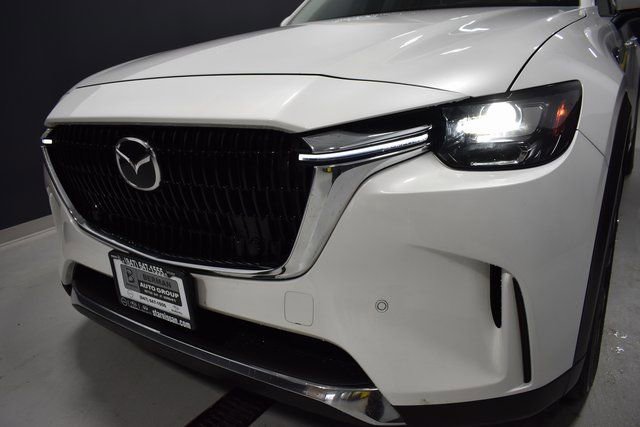 Used 2024 MAZDA CX-90 Plug-In Hybrid w/ Premium Pkg image 10