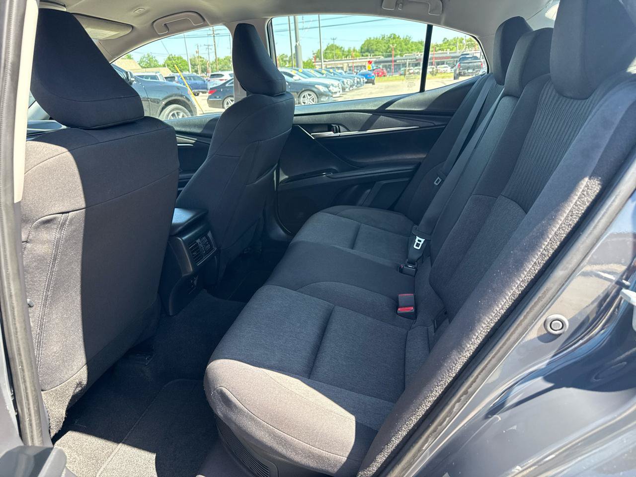 Used 2025 Toyota Camry LE FWD image 12