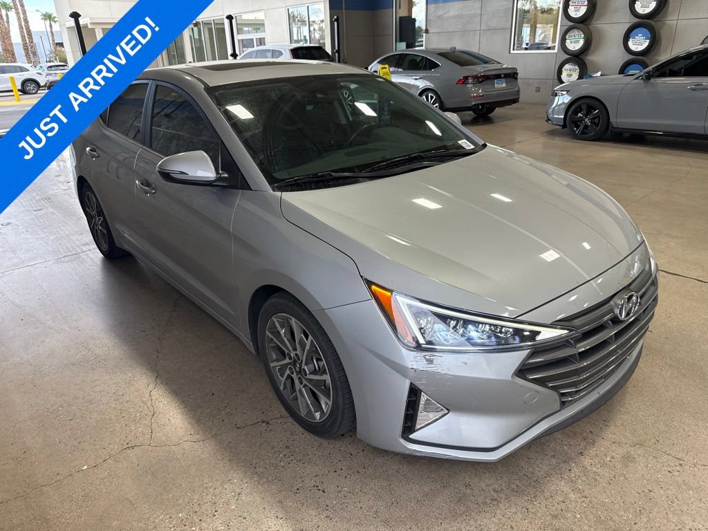 Used 2020 Hyundai Elantra Limited w/ Ultimate Package 03 FWD image 2