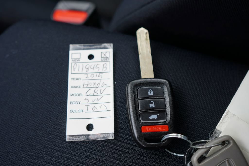 Used 2015 Honda CR-V LX image 29