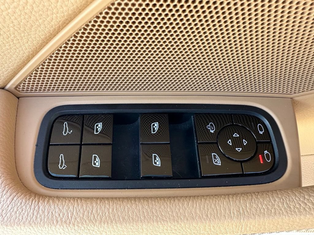 Certified 2021 Porsche Panamera 4 AWD/4WD image 18