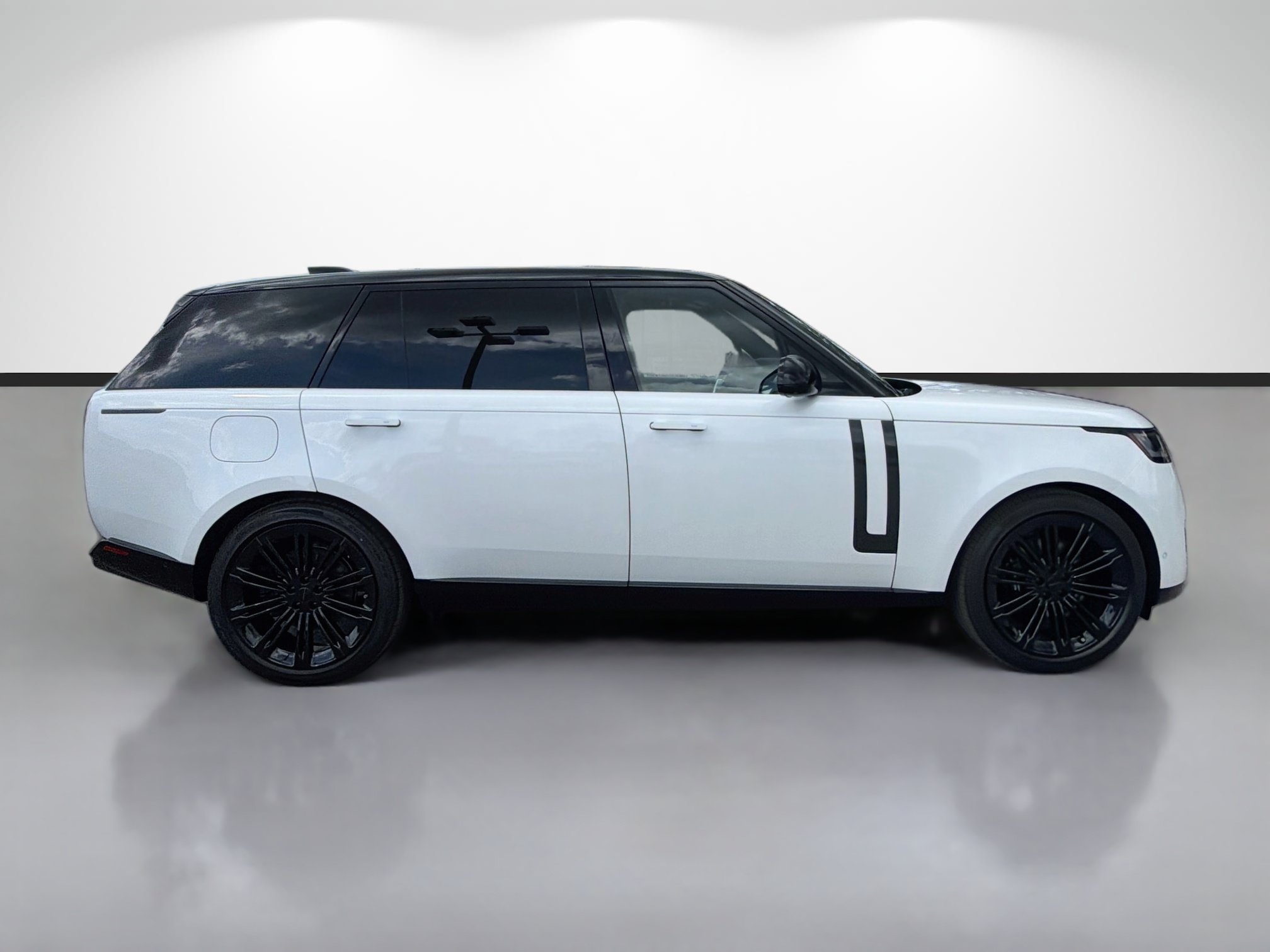 New 2026 Land Rover Range Rover Long Wheelbase SE AWD/4WD image 6