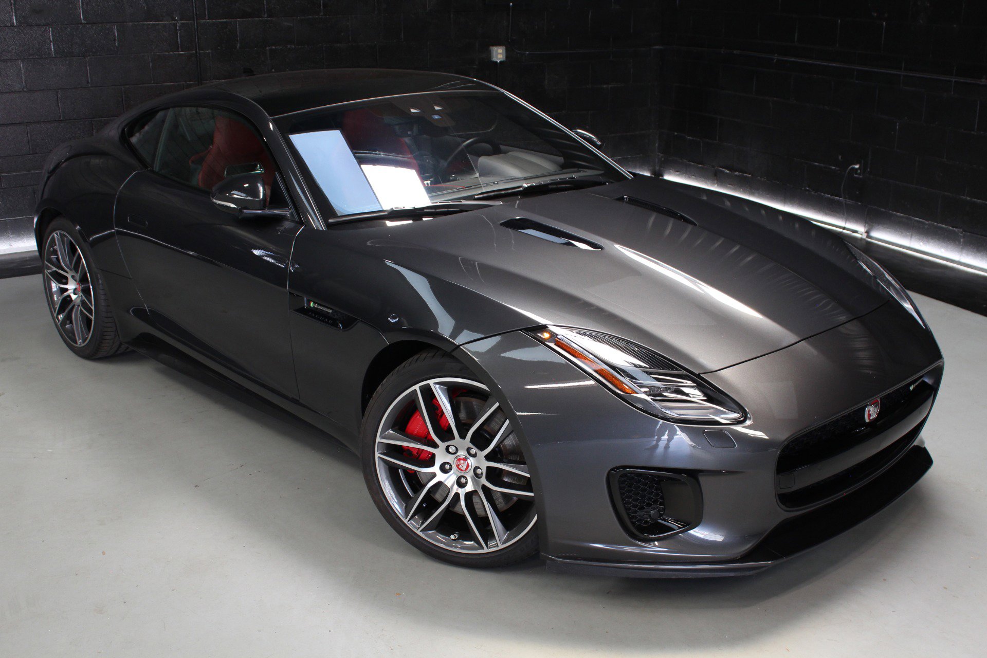 Used 2020 Jaguar F-TYPE R-Dynamic image 11