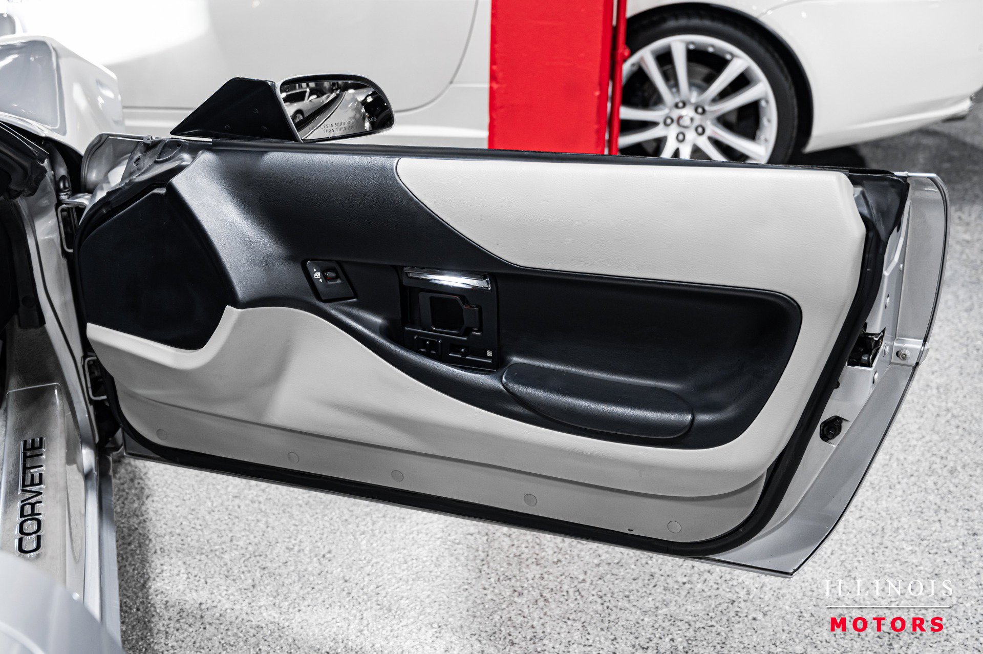 Used 1996 Chevrolet Corvette Convertible image 36