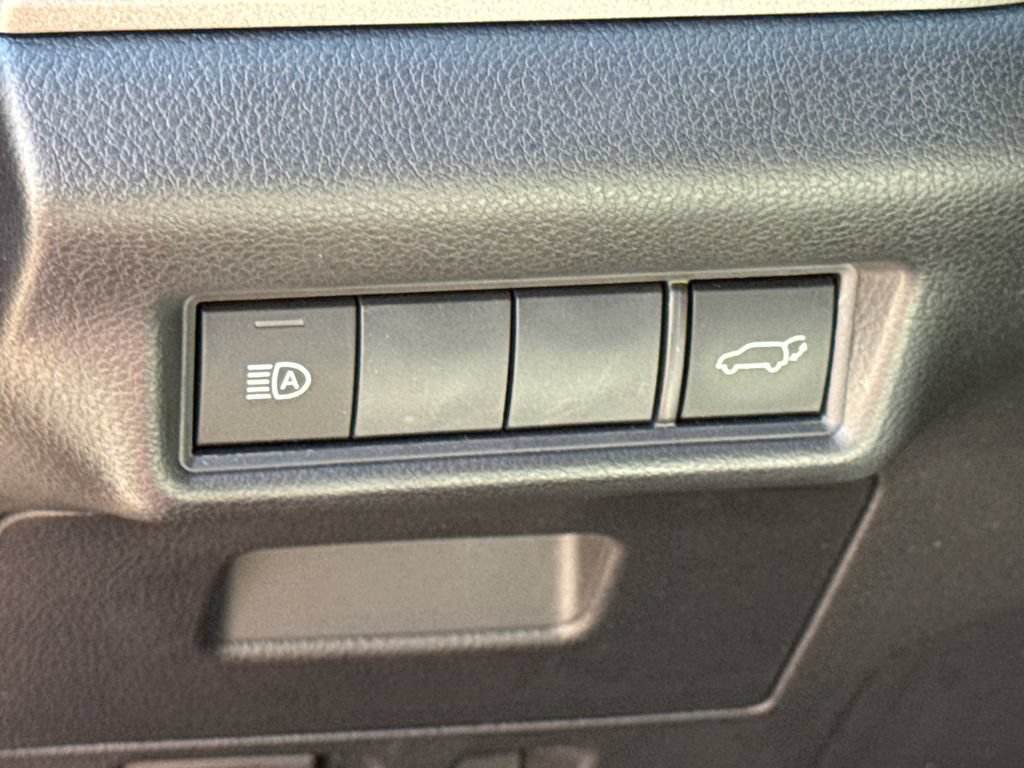 Used 2026 Toyota Grand Highlander AWD image 19