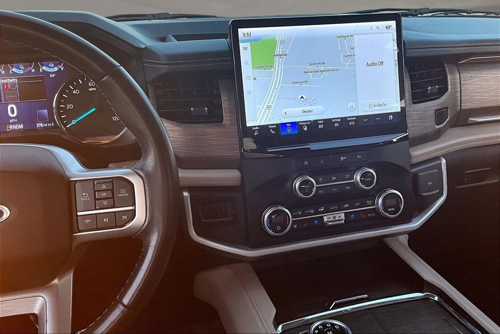 Used 2024 Ford Expedition Max Limited image 9