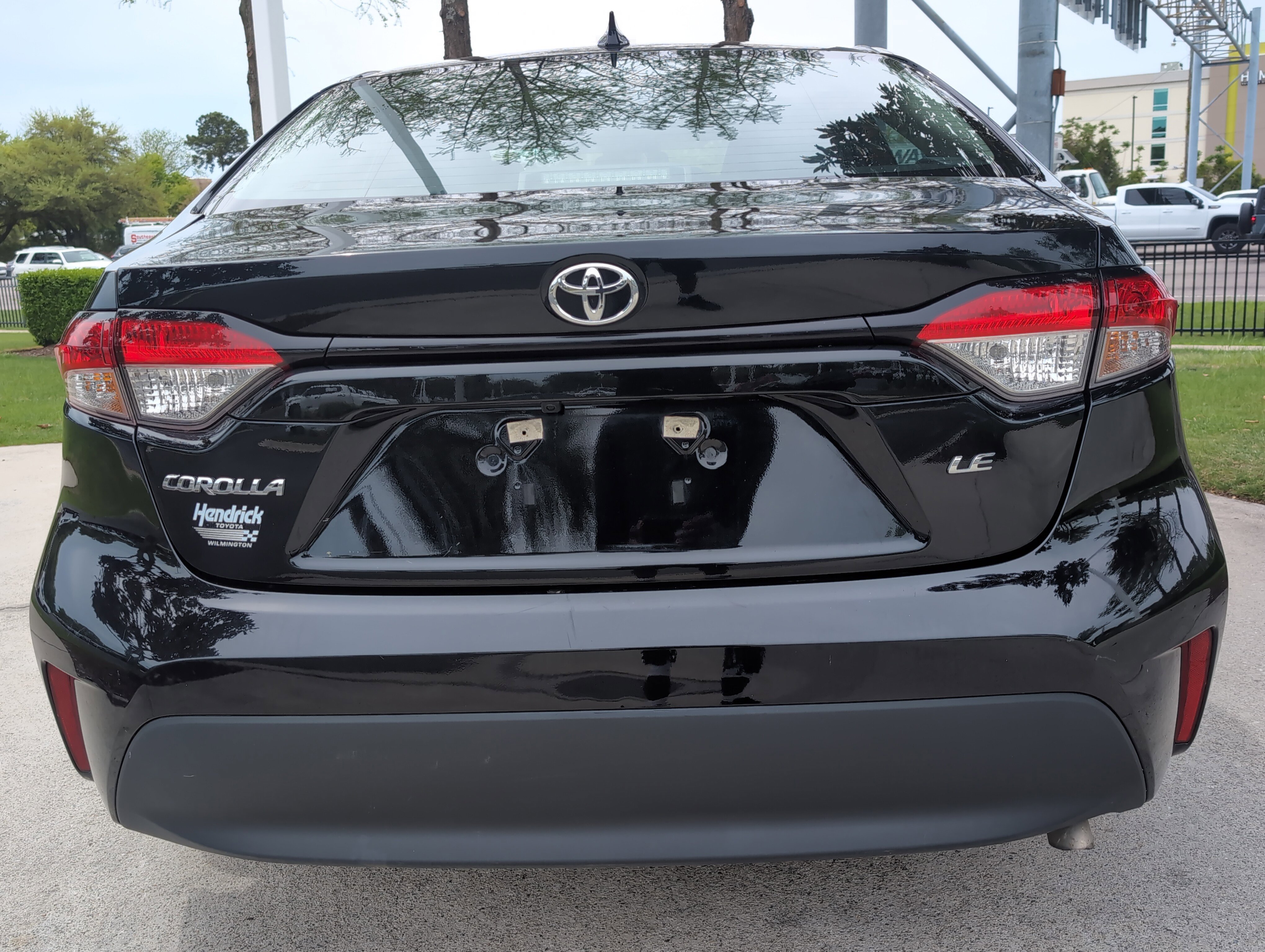 Certified 2024 Toyota Corolla LE FWD image 9