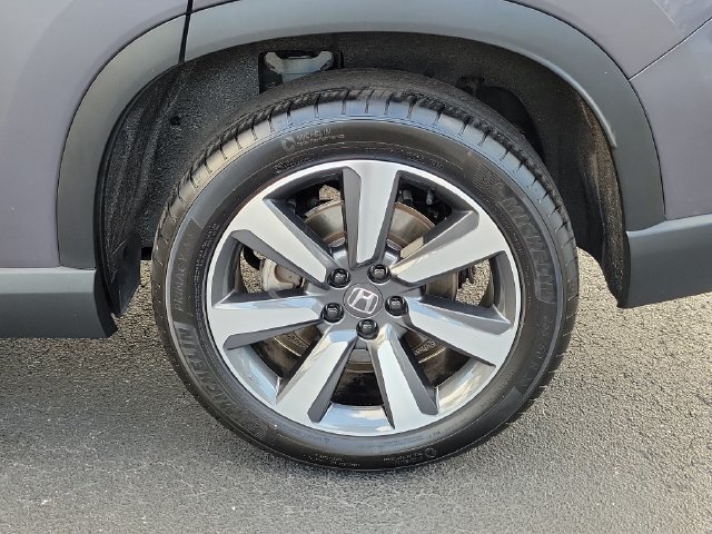 Used 2023 Honda Pilot Touring image 8