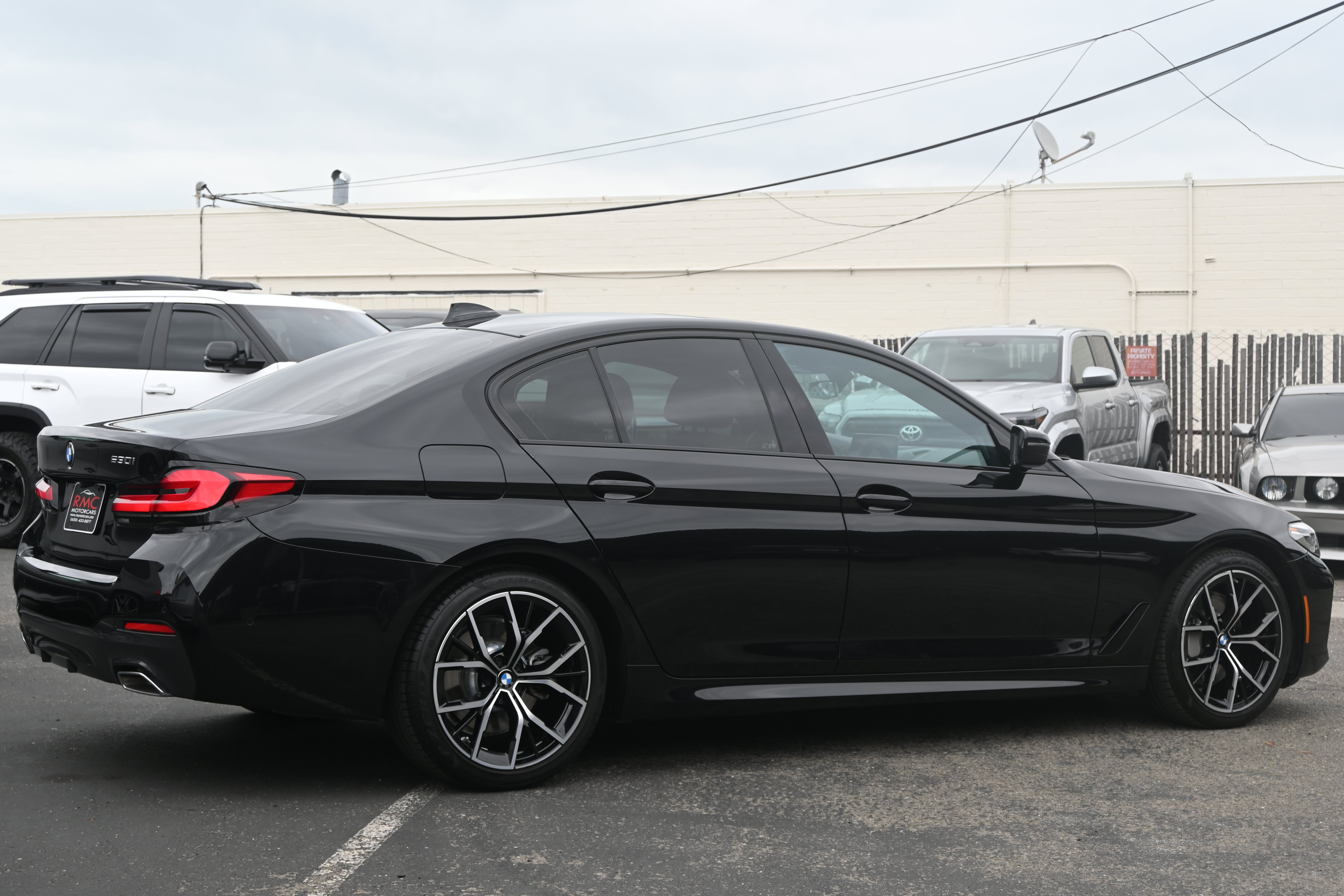 Used 2022 BMW 530i w/ M Sport Package RWD image 10
