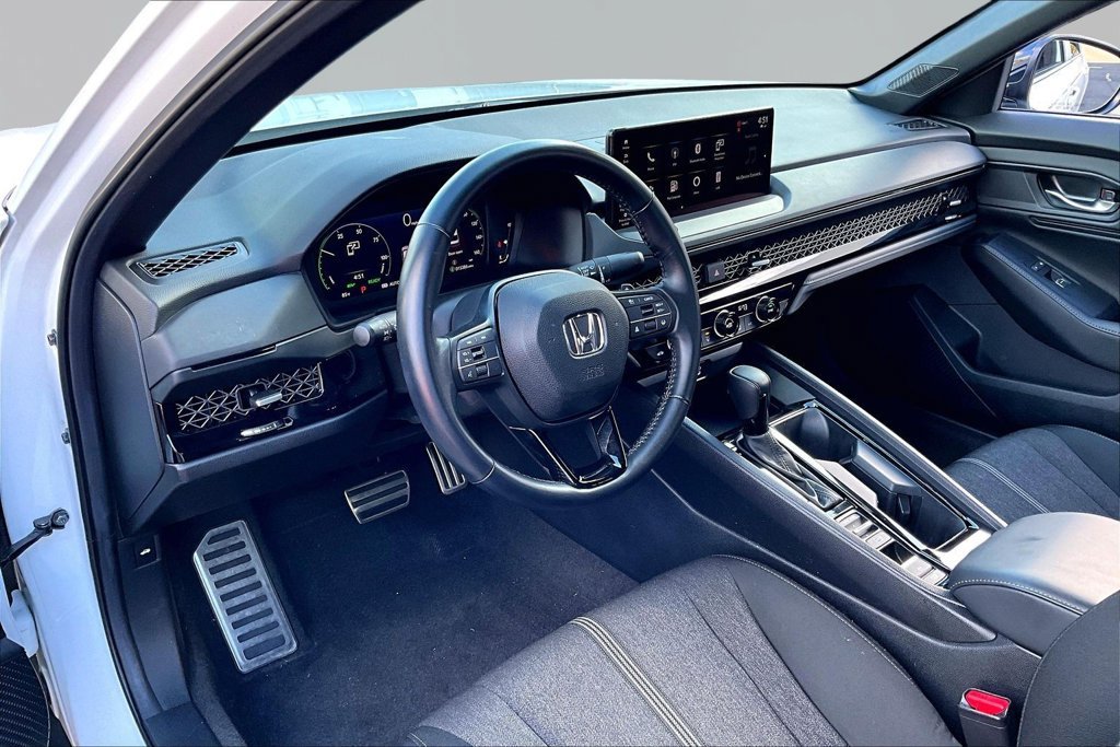 Used 2024 Honda Accord Sport image 14