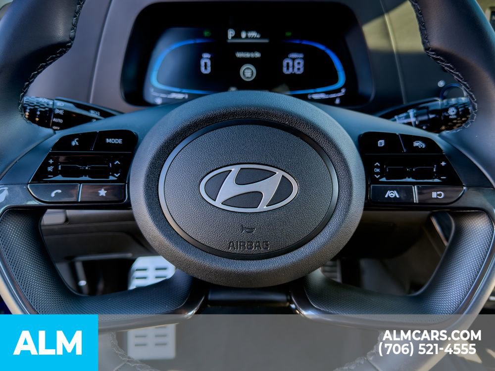 Used 2025 Hyundai Elantra Sport image 19