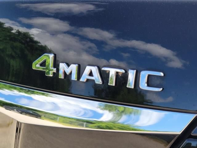 Used 2018 Mercedes-Benz E 400 4MATIC Sedan image 6