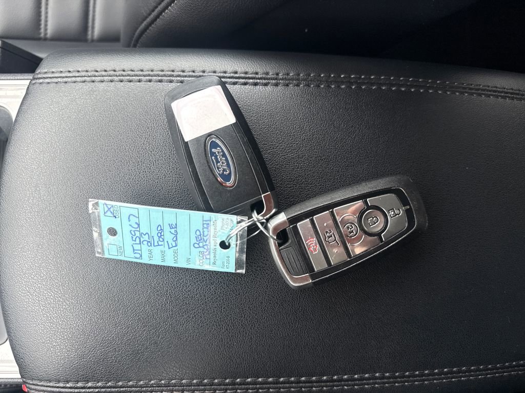 Used 2023 Ford Edge SEL w/ Convenience Package image 34