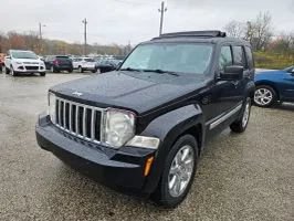 Used 2012 Jeep Liberty Limited w/ Tire & Wheel Group AWD/4WD image 1