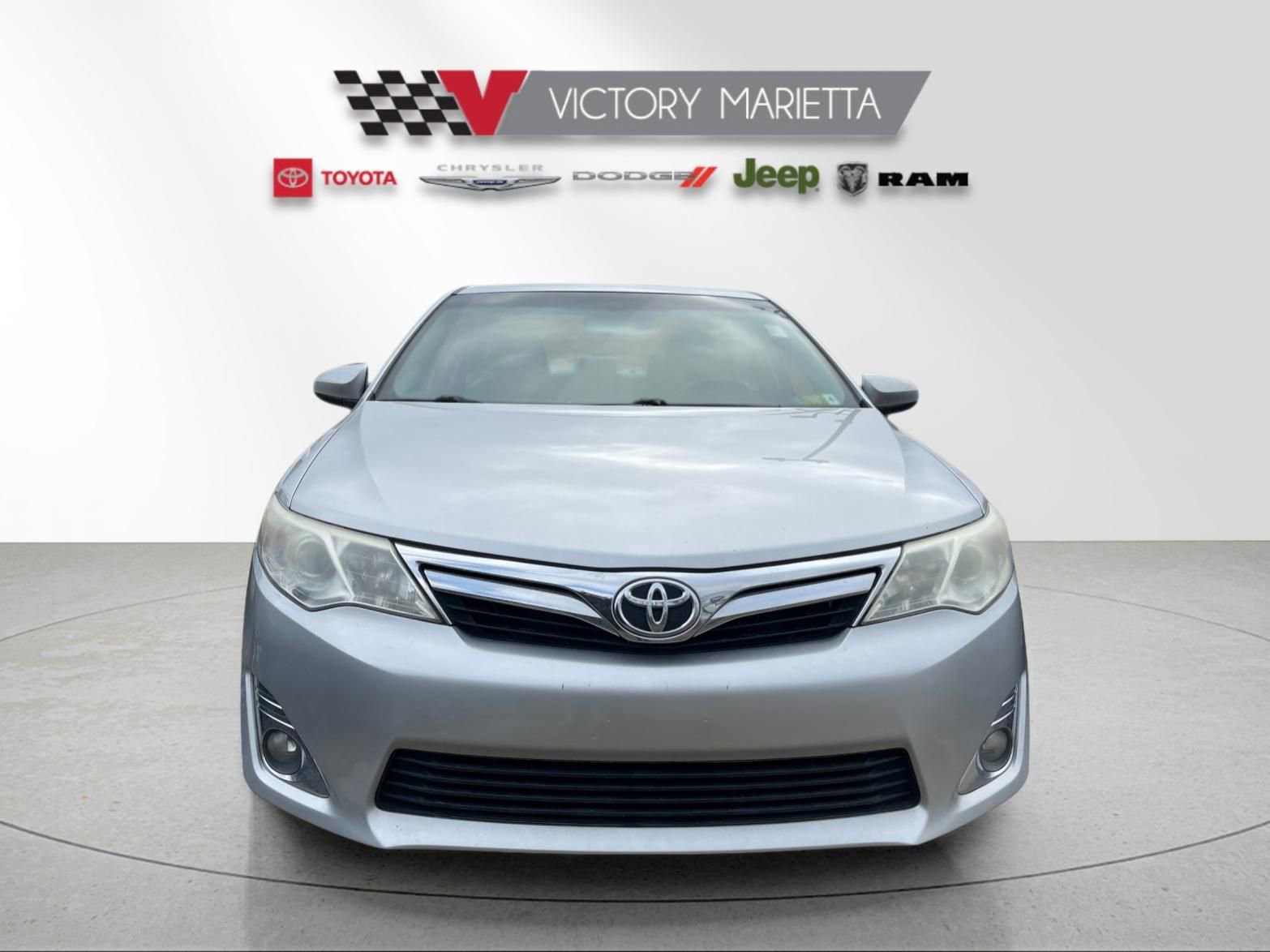 Used 2013 Toyota Camry XLE w/ Leather Pkg image 6