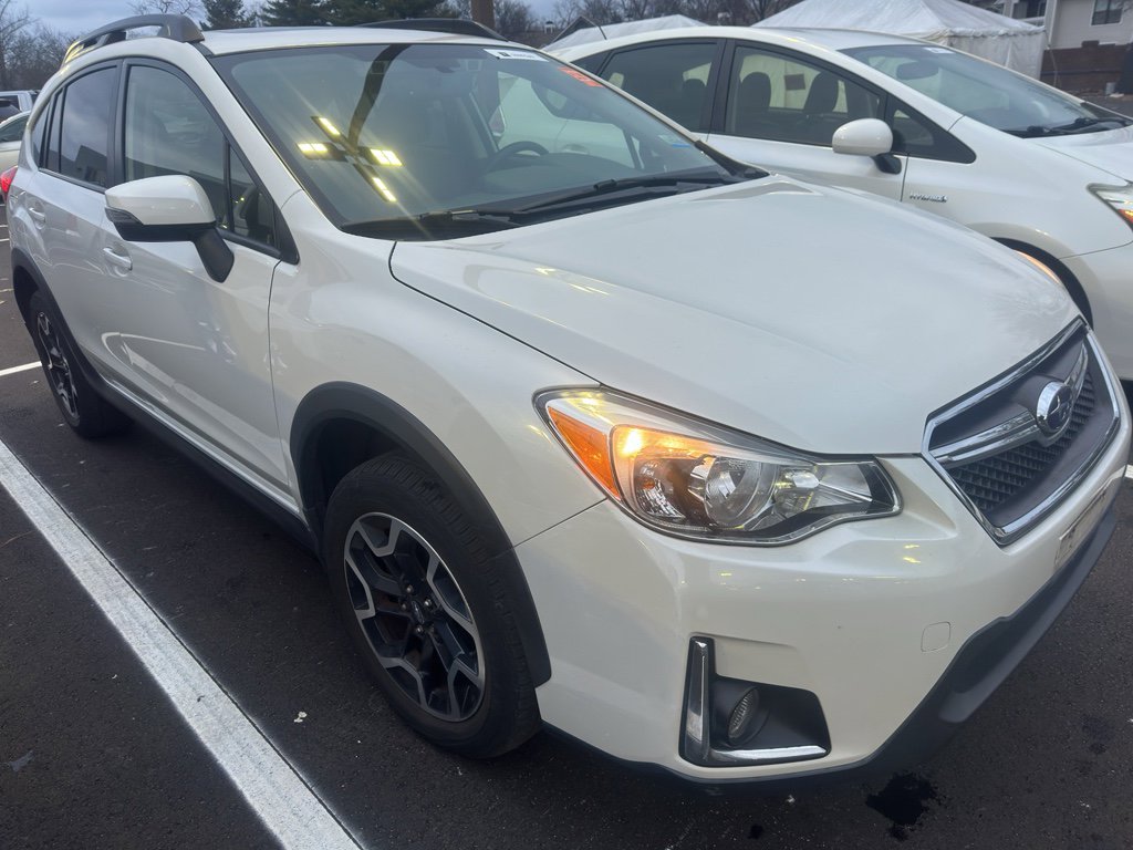Used 2017 Subaru Crosstrek 2.0i Limited image 2