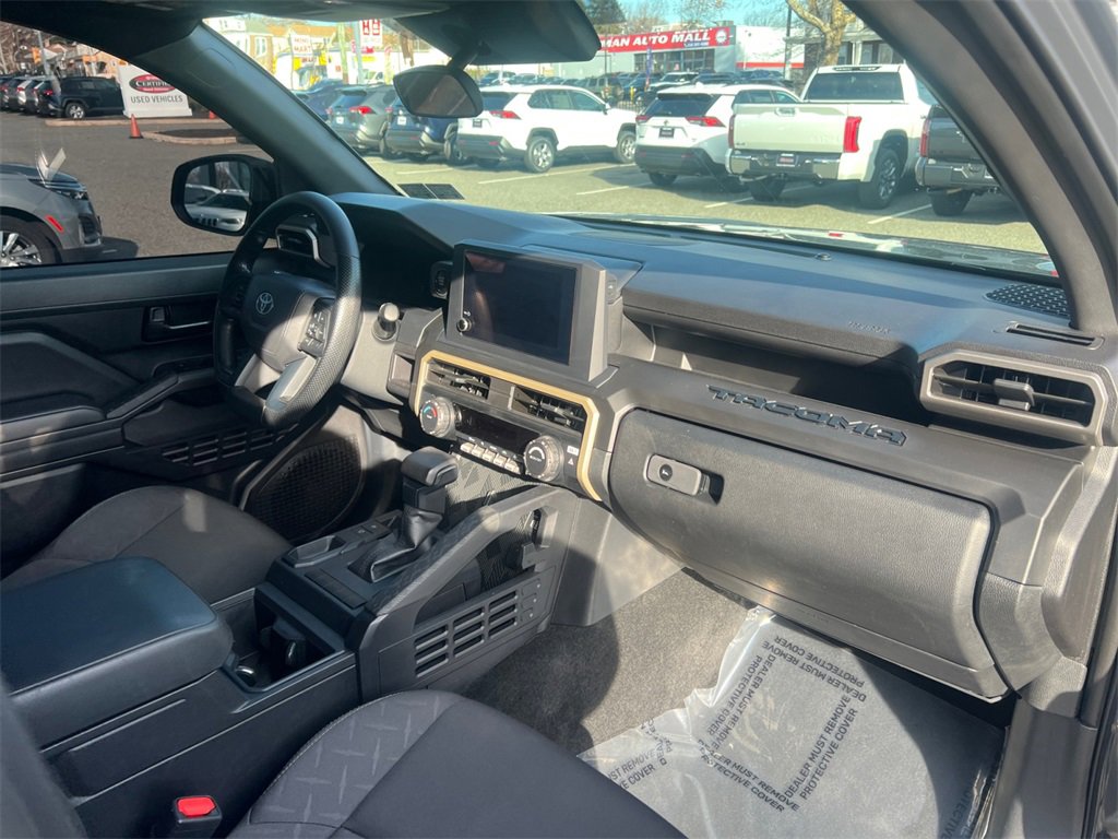 Used 2025 Toyota Tacoma SR image 16