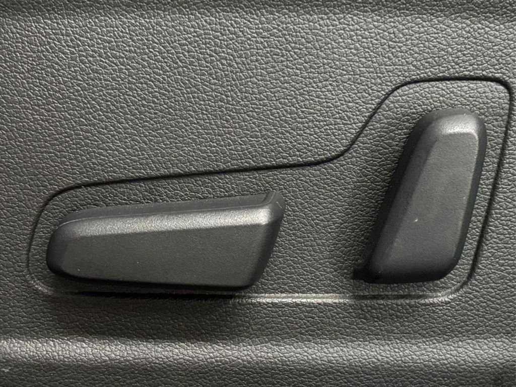 Used 2023 Hyundai Kona N Line image 35