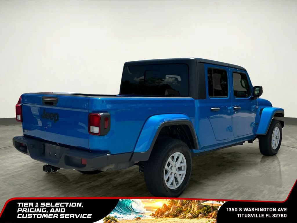 Used 2023 Jeep Gladiator Sport AWD/4WD image 10