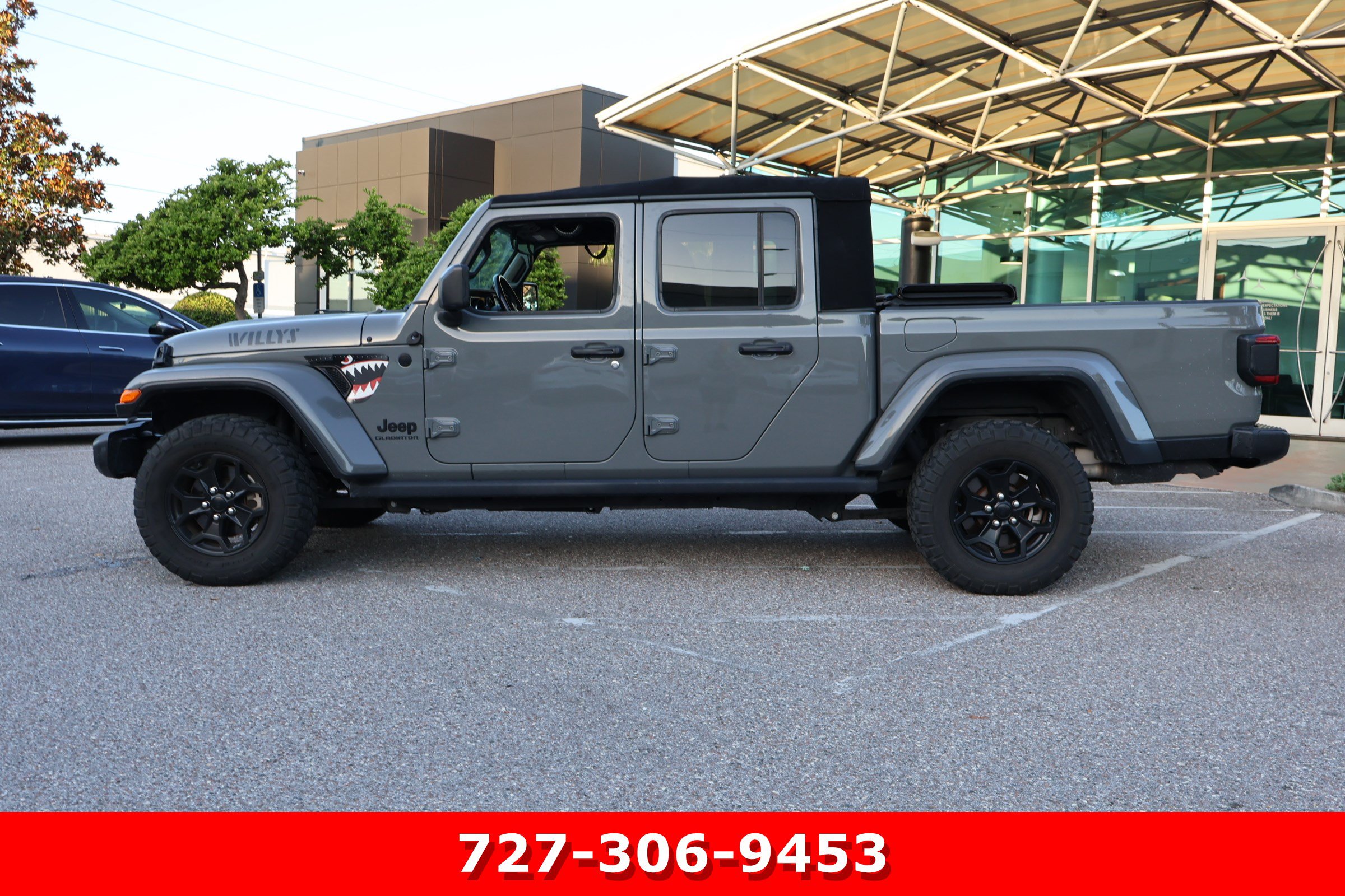 Used 2021 Jeep Gladiator Sport AWD/4WD image 5