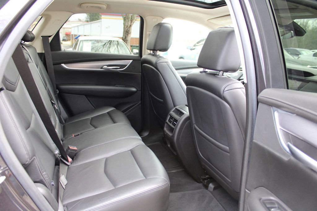 Used 2018 Cadillac XT5 Luxury w/ Driver Awareness Package image 30