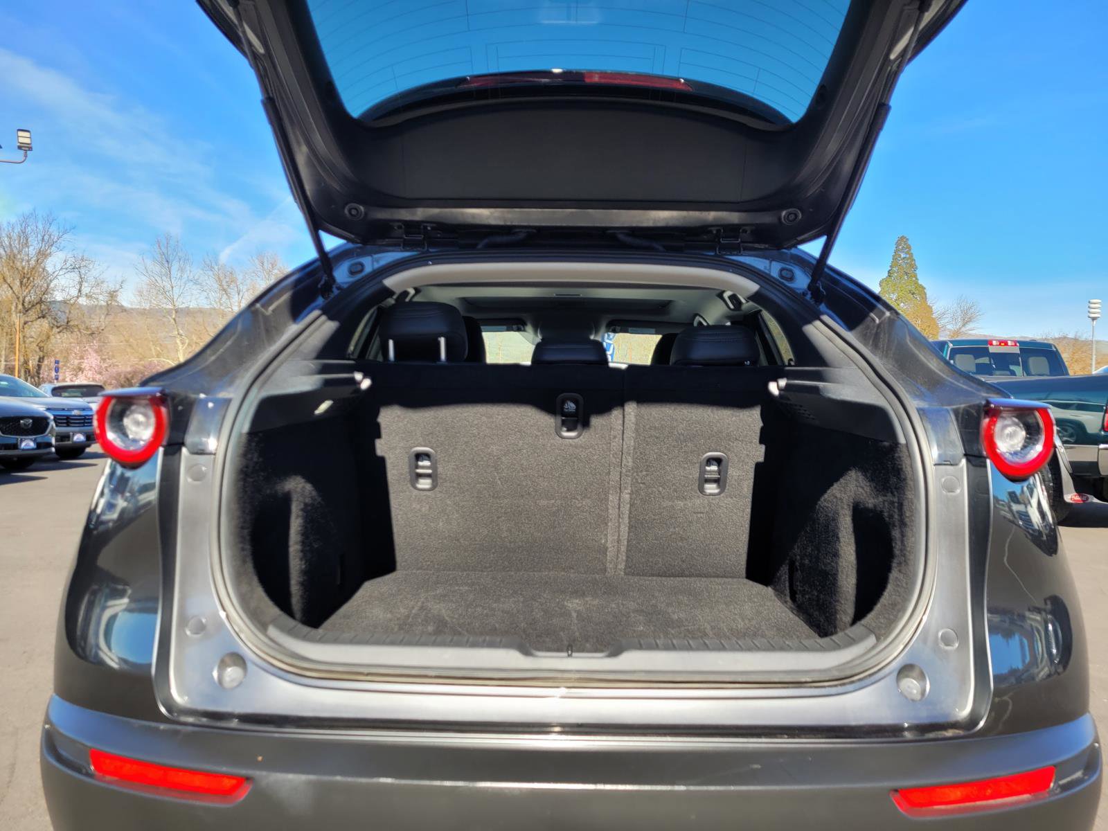 Used 2025 MAZDA CX-30 AWD 2.5 S w/ Preferred Package image 17